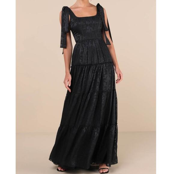 Lulus NWT Picturesque Allure Black Floral Jacquard Tie-Strap Tiered Maxi Dress - Picture 1 of 10